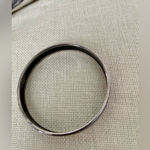 HERMÈS Horse & Carriage Logo Bangle/Bracelet⭐️Lavender⭐️W/BOX 💯 Authentic ⭐️COA💜 - Picture 5 of 9